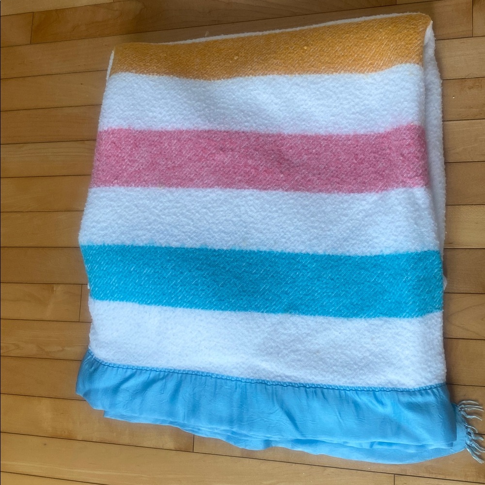 RETRO BEDDING Beaver Chasse Striped Blanket in White/blue/yellow/pink Satin trim